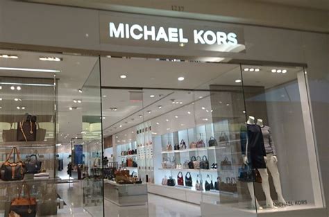 michael kors tysons corner store.